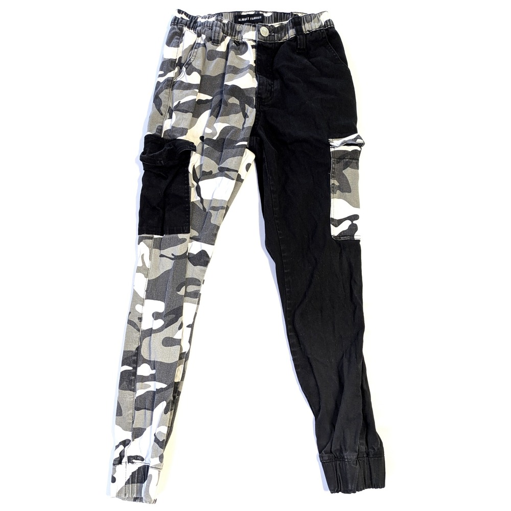 Almost Famous Camo Split Leg Cargo Jogger Pants Black Grey White Small